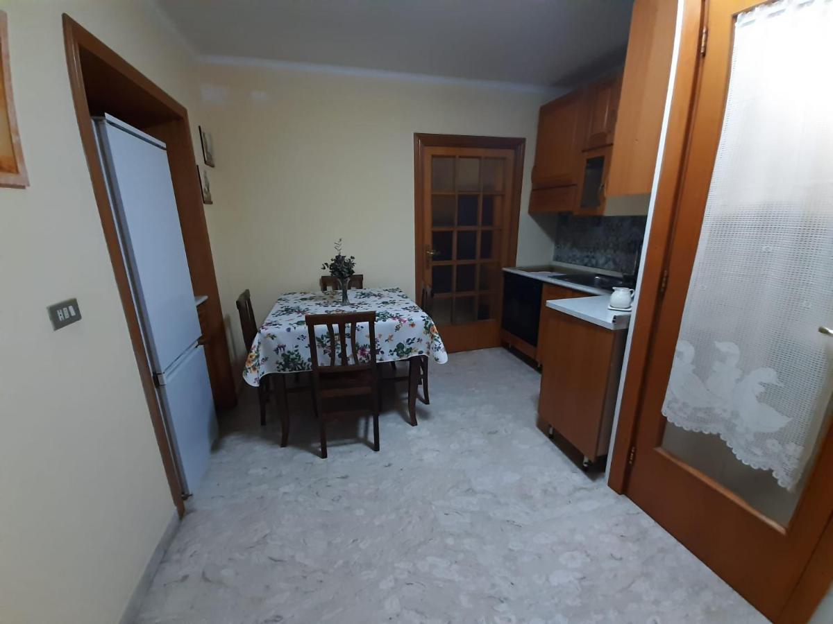 Holiday House Nel Cuore Di Bari Kültér fotó